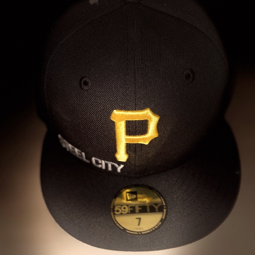 Pittsburgh Pirates Official MLB / New Era Rare Steel City Hat • Size: 7